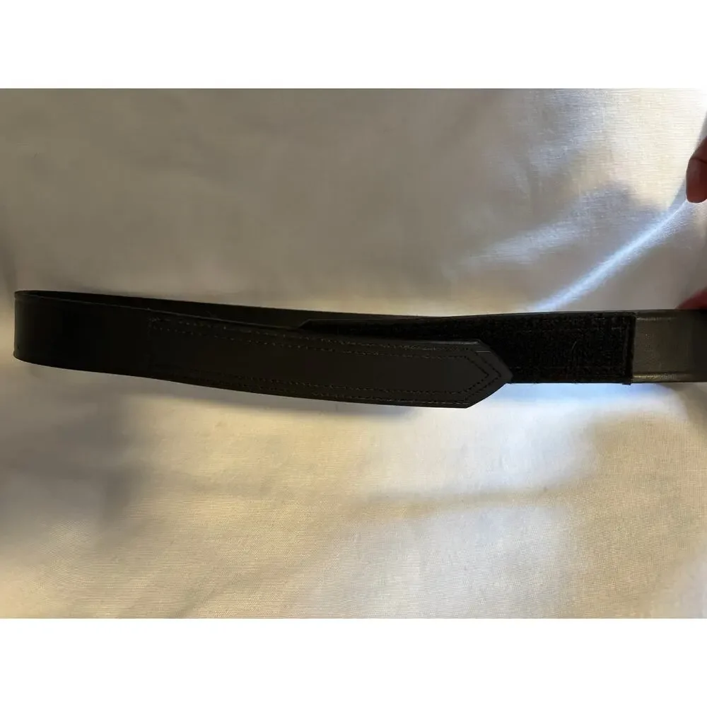 Duluth Trading Co Men's Black Leather Hook & Loop Belt Size 32 Crafted in USA